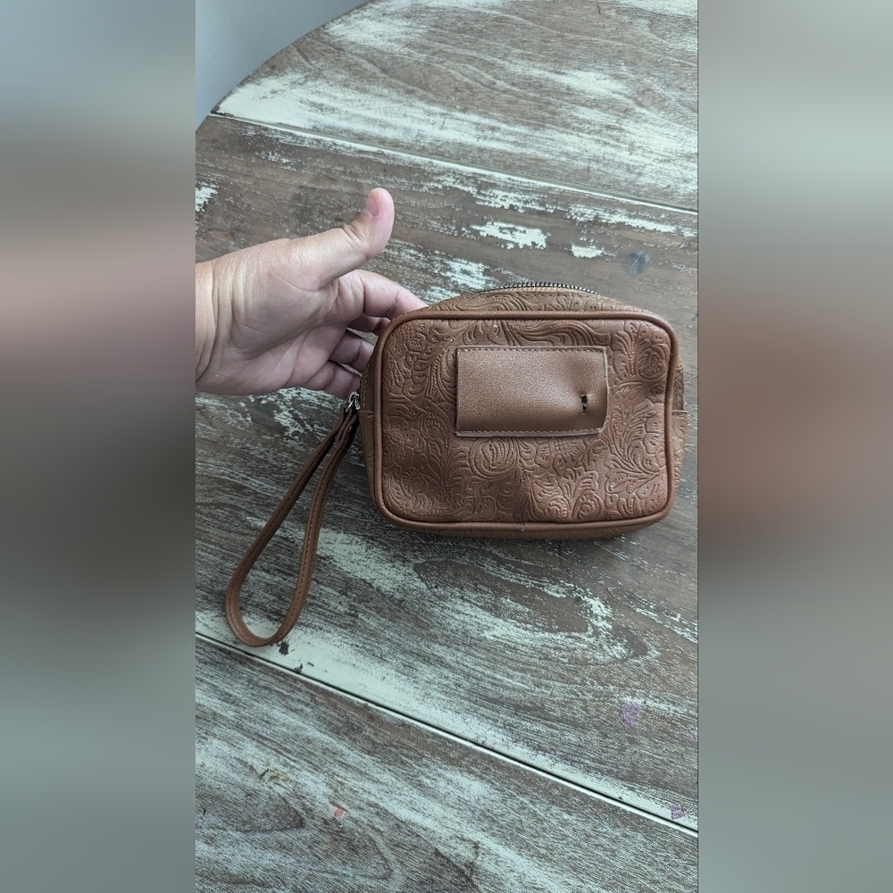 Leather‎ Belt through Bag